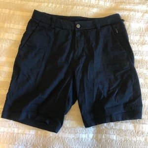 Lululemon men’s commission short 9”